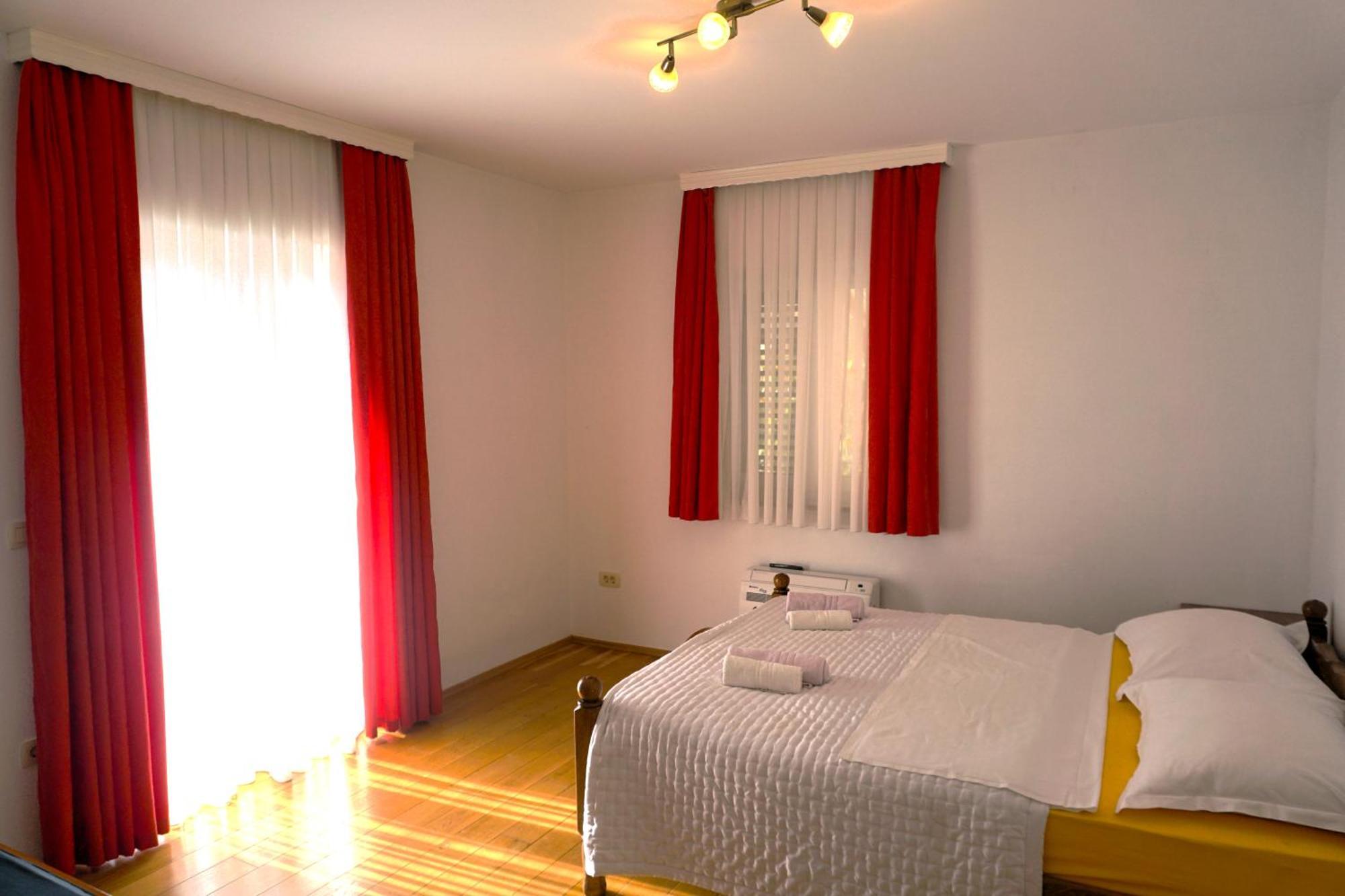 Marina Apartment Zagvozd
